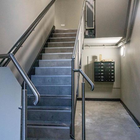 Modern 1-Bedroom Apartment In Leeds City Centre Sleeps 2 Central Station Bagian luar foto