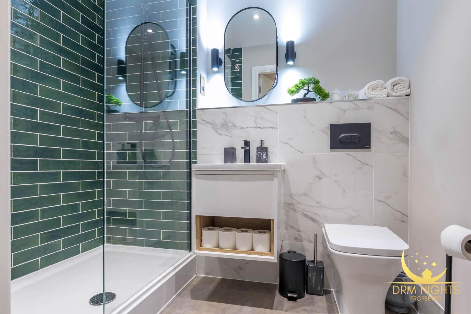 Modern 1-Bedroom Apartment In Leeds City Centre Sleeps 2 Central Station Bagian luar foto