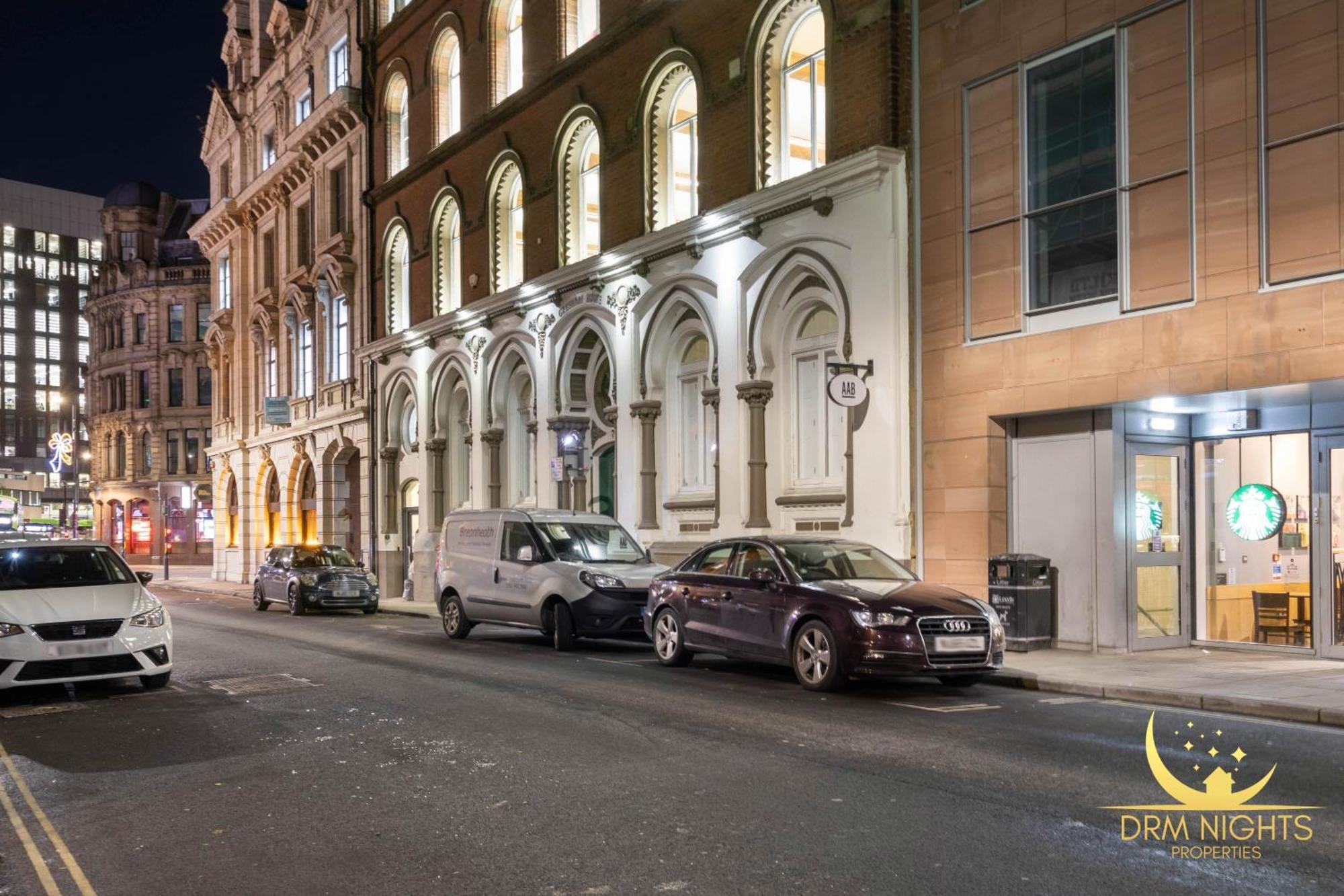 Modern 1-Bedroom Apartment In Leeds City Centre Sleeps 2 Central Station Bagian luar foto